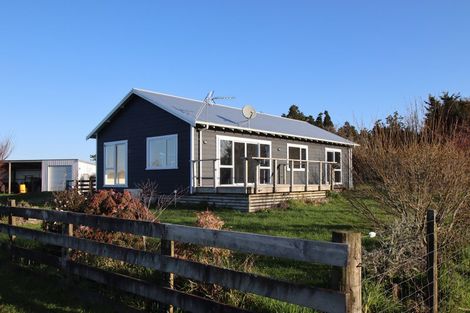 Photo of property in 20 Tariki Road, Tariki, Stratford, 4390