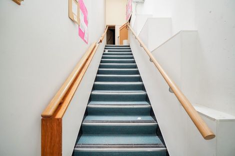 Photo of property in 24 Esk Street, Roslyn, Palmerston North, 4414