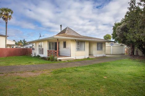 Photo of property in 319 High Street, Dannevirke, 4930