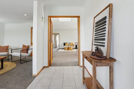 Photo of property in 32 Kintyre Drive, Broomfield, Christchurch, 8042
