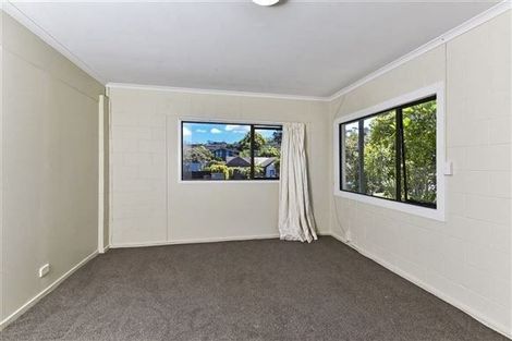 Photo of property in 61 Merriefield Avenue, Forrest Hill, Auckland, 0620