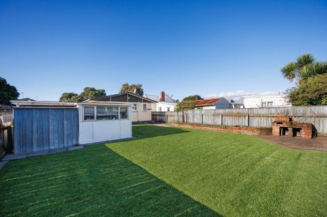 Photo of property in 1/106 Linton Street, West End, Palmerston North, 4410