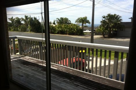 Photo of property in 1/223 Vipond Road, Stanmore Bay, Whangaparaoa, 0932