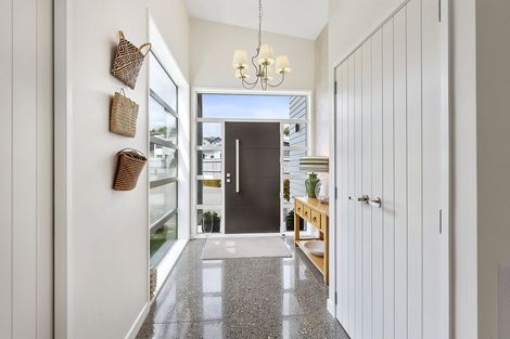 Photo of property in 4 Shoal Place, Whitby, Porirua, 5024