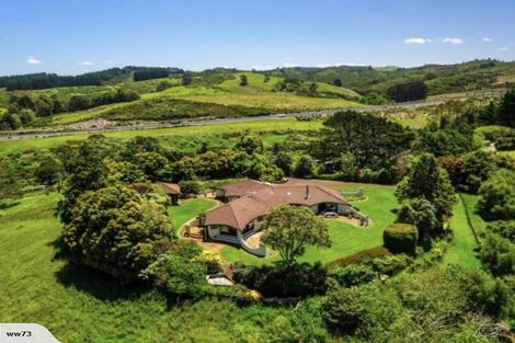 Photo of property in 250 West Hoe Heights, Orewa, 0931