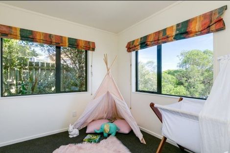 Photo of property in 34 Pelorous Street, Paparangi, Wellington, 6037