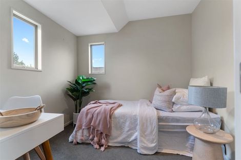 Photo of property in 490a Manchester Street, St Albans, Christchurch, 8014