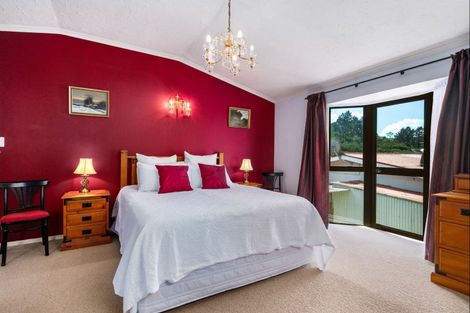 Photo of property in 68 Wairau Road, Picton, 7220