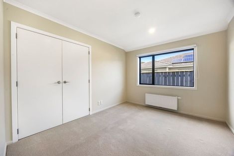 Photo of property in 13 Henrietta Maxwell Grove, Wainuiomata, Lower Hutt, 5014