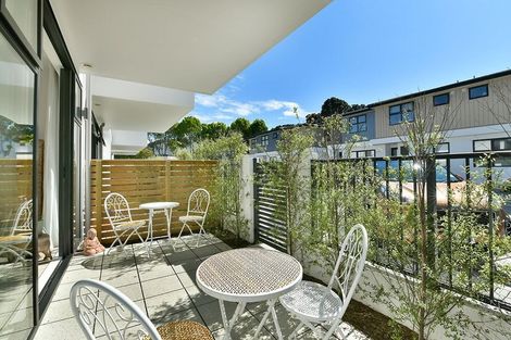 Photo of property in 4/445 Hibiscus Coast Highway, Orewa, 0931