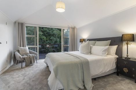 Photo of property in 2/20 Rambler Crescent, Beach Haven, Auckland, 0626