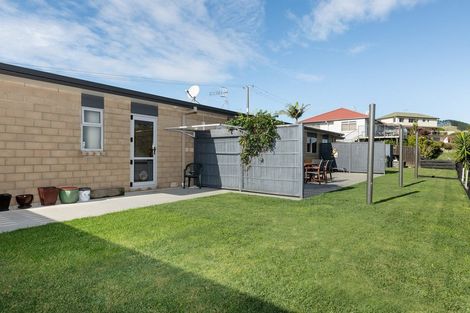 Photo of property in 112r Waikite Road, Welcome Bay, Tauranga, 3175