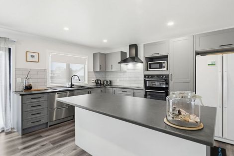 Photo of property in 11a Maxwells Line, Awapuni, Palmerston North, 4412