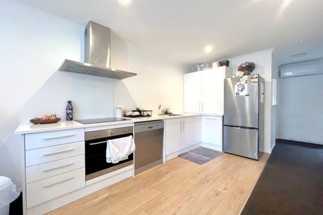 Photo of property in 11/1u Vialou Street, Hamilton Central, Hamilton, 3204
