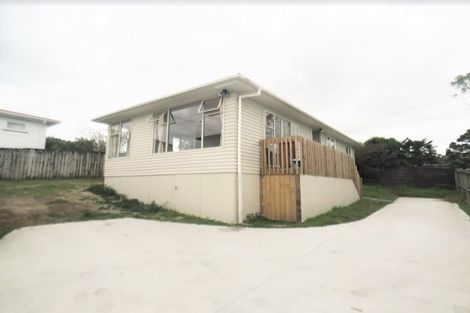 Photo of property in 8a Harrington Road, Henderson, Auckland, 0610