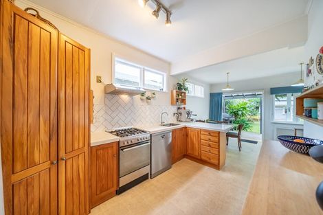 Photo of property in 53 Kensington Avenue, Petone, Lower Hutt, 5012