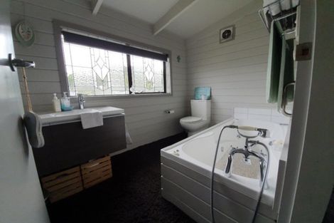 Photo of property in 112 Main Road South, Karoro, Greymouth, 7805