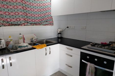 Photo of property in 20 Kohinoor Avenue, Mangere, Auckland, 2022