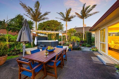 Photo of property in 136 Kilkenny Drive, East Tamaki Heights, Auckland, 2016