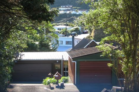 Photo of property in 4 Rajputana Way, Khandallah, Wellington, 6035
