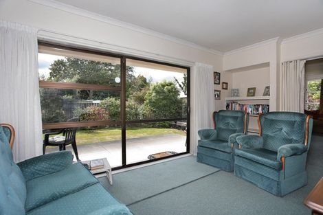 Photo of property in 26 Oxford Street, Marton, 4710