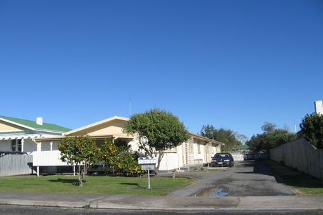 Photo of property in 805 Lawrence Street, Akina, Hastings, 4122
