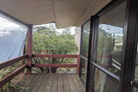 Photo of property in 11 Randal Place, Bayview, Auckland, 0629
