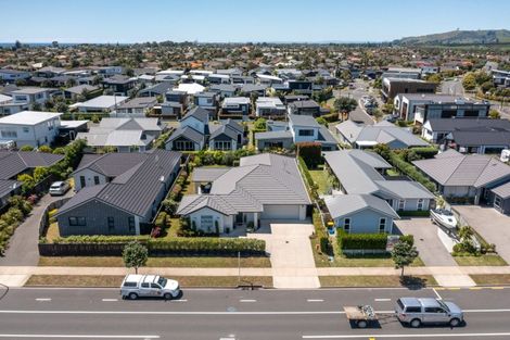 Photo of property in 93 Sandhurst Drive, Papamoa Beach, Papamoa, 3118