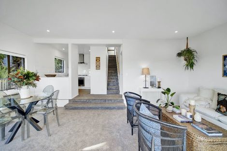 Photo of property in 8 Hobday Lane, Mount Pleasant, Christchurch, 8081