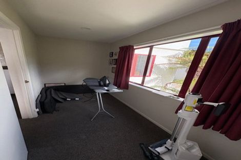 Photo of property in 70 Shrimpton Road, Haumoana, 4102
