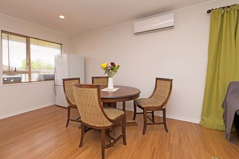 Photo of property in 15 Cretian Crescent, Henderson, Auckland, 0612