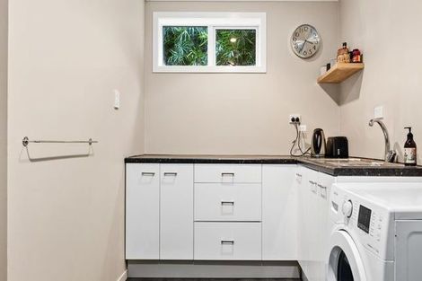 Photo of property in 3 Stanford Crescent, Whataupoko, Gisborne, 4010