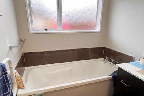 Photo of property in 5a Westgrove Avenue, Avonhead, Christchurch, 8042