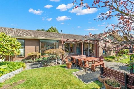 Photo of property in 25b Hawkswood Place, Avonhead, Christchurch, 8042