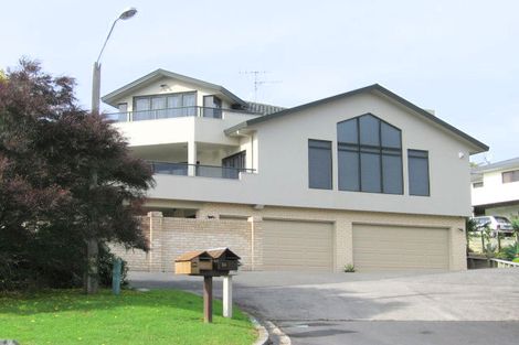 Photo of property in 38 Royalty Rise, Red Beach, 0932