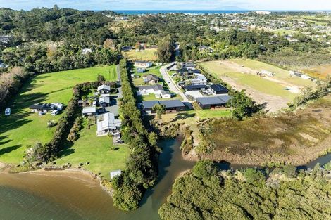 Photo of property in 12 Ivy Lane, Mangawhai Heads, 0505