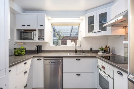 Photo of property in 3a Mclellan Place, Ilam, Christchurch, 8041