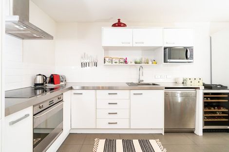 Photo of property in Altar Apartments, 38/120 Rintoul Street, Newtown, Wellington, 6021