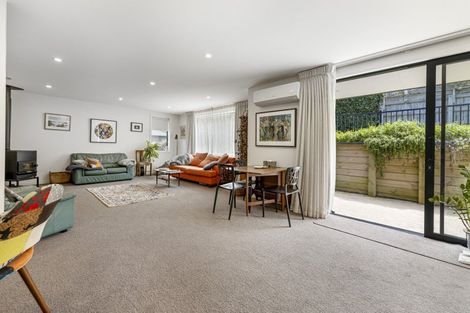 Photo of property in 22 Glendermid Close, Sawyers Bay, Port Chalmers, 9023