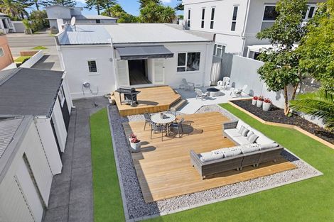 Photo of property in 17 Te Awa Avenue, Te Awa, Napier, 4110