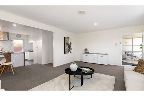 Photo of property in 2/519 Hereford Street, Linwood, Christchurch, 8011