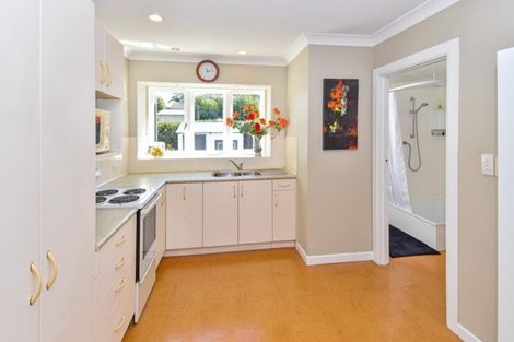Photo of property in 2/1 Beach Road, Weymouth, Auckland, 2103