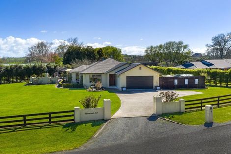 Photo of property in 15 Awanui Avenue, Kihikihi, Te Awamutu, 3875