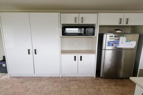 Photo of property in 26 Horokiwi Road West, Newlands, Wellington, 6037