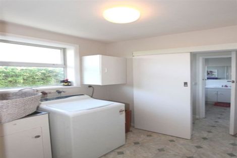 Photo of property in 6b Hurst Place, Parklands, Christchurch, 8083