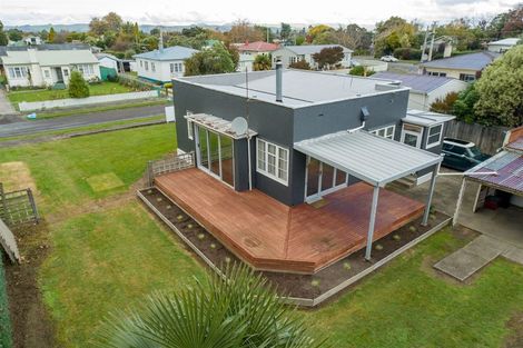 Photo of property in 2 Mcgregor Crescent, Masterton, 5810