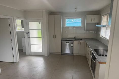 Photo of property in 85 Vodanovich Road, Te Atatu South, Auckland, 0610