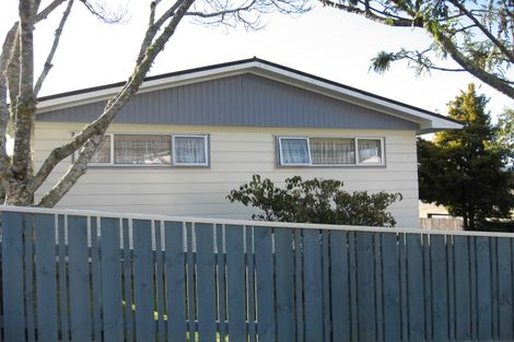 Photo of property in 34 Holland Street, Wainuiomata, Lower Hutt, 5014