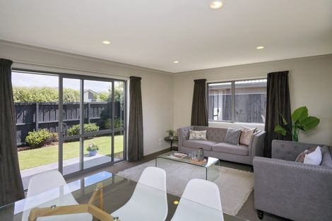 Photo of property in 39 Farnborough Way, Rolleston, 7615