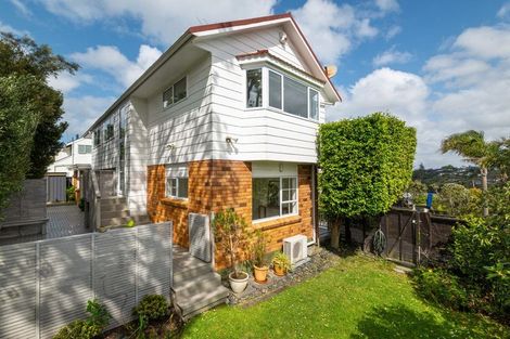 Photo of property in 13a Gulf View Road, Murrays Bay, Auckland, 0630